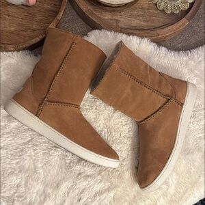 UGG Tan Suede Winter Boots